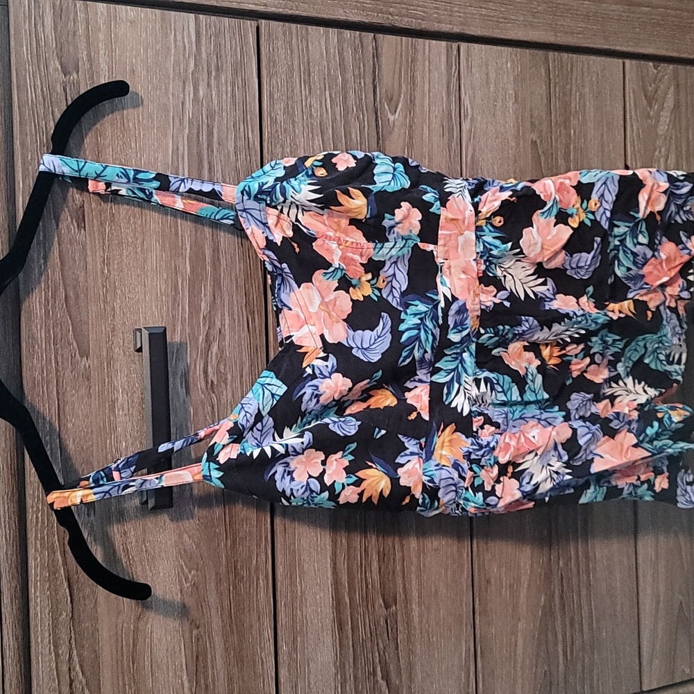 Torrid size 0 peplum